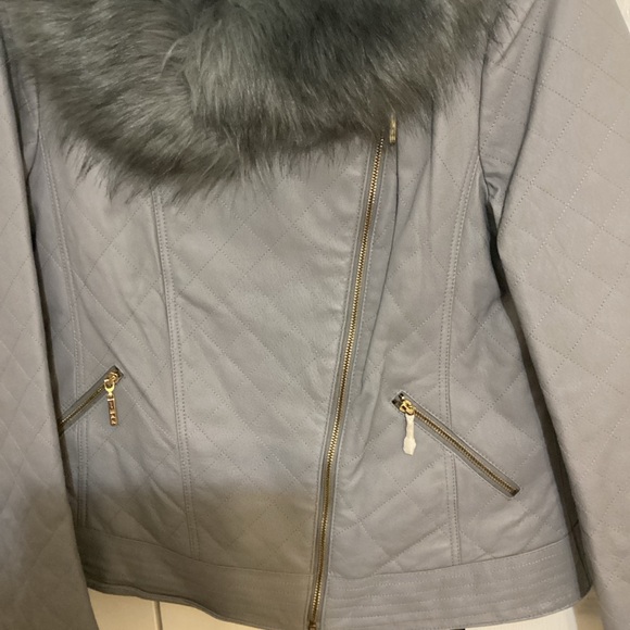 IMAN leather jacket w/removable fur collar *SOLD* - Picture 2 of 7